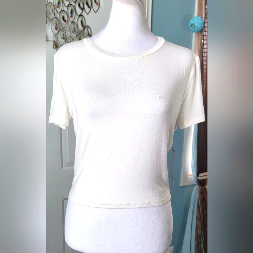 Lulu's Gotta Have It Crop Top Women's XL Eggshell Strechy Short Sleeved NWT